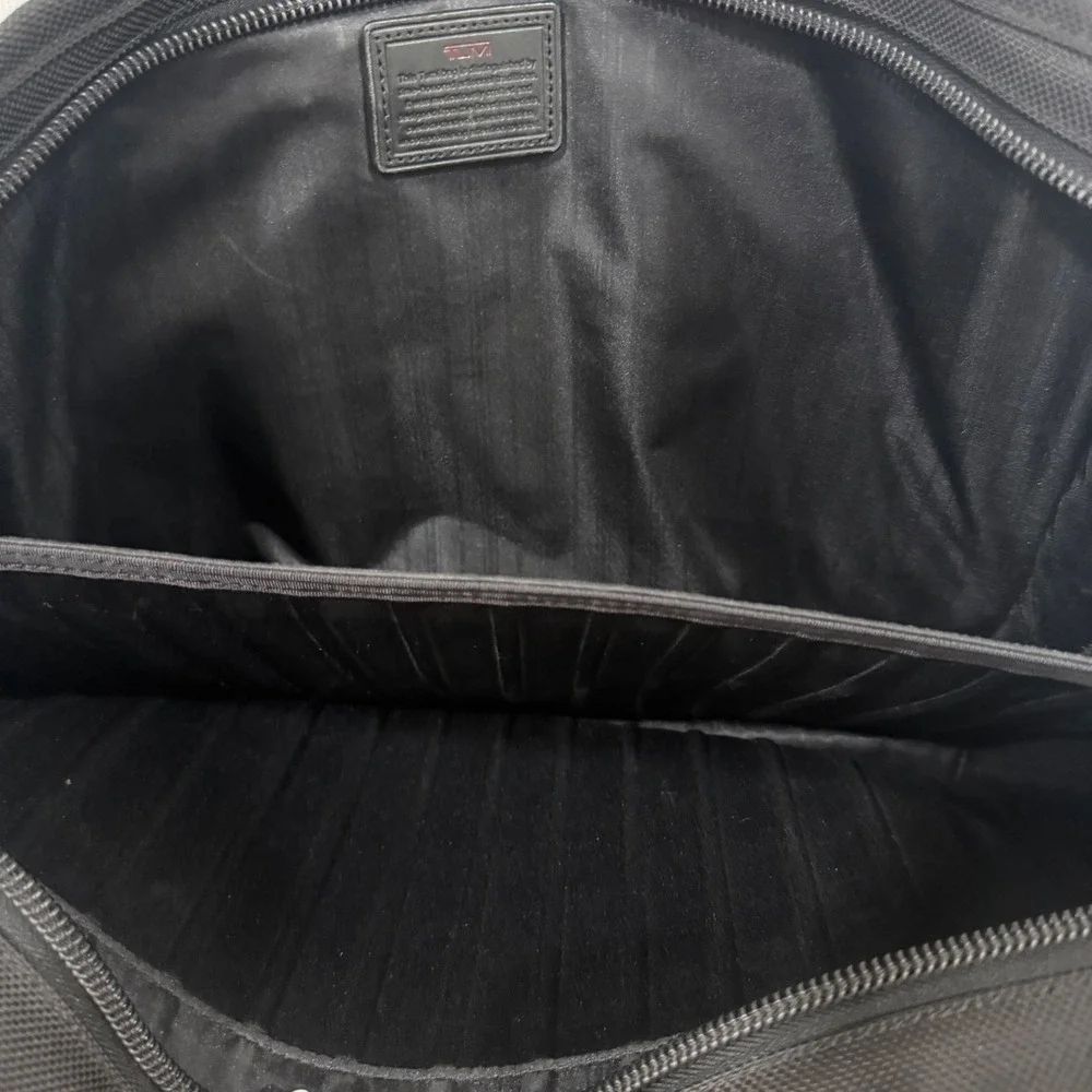Tumi Alpha Black Ballistic Nylon Briefcase Messenger Laptop Bag With Strap
